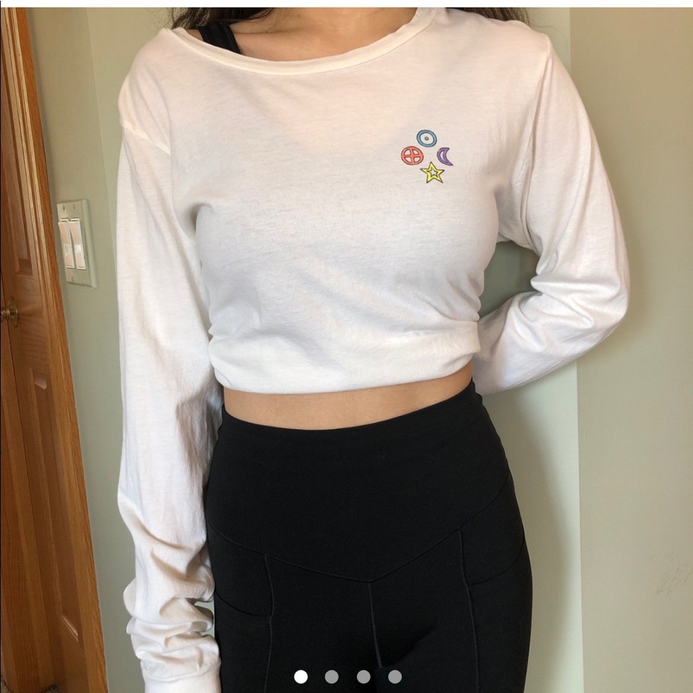sun and moon graphic tilly’s long sleeve crop top